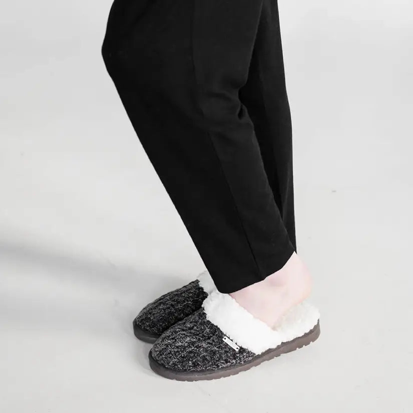 Creekside Slide Slippers | Cable Knit Charcoal