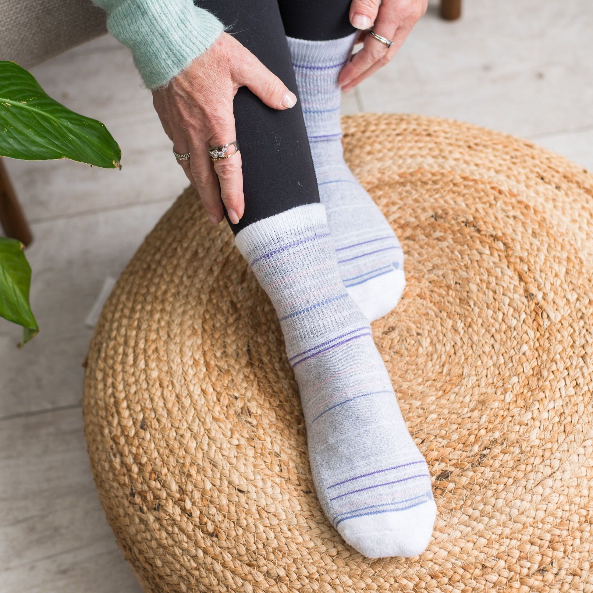 Cushioned Socks | Comfy Quarter Crew | Seaside Grey